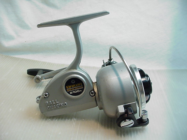 DAIWA 6000 スピニングリール　ダイワ　レトロ　オールド