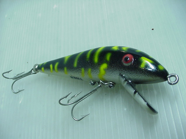 幻想的 HEDDON 8インチ マスキーバンプ R/W ヘドン | www.birbapet.it