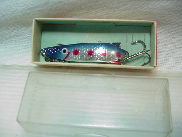 ルアー・フライ Basser 1998 417.jpg